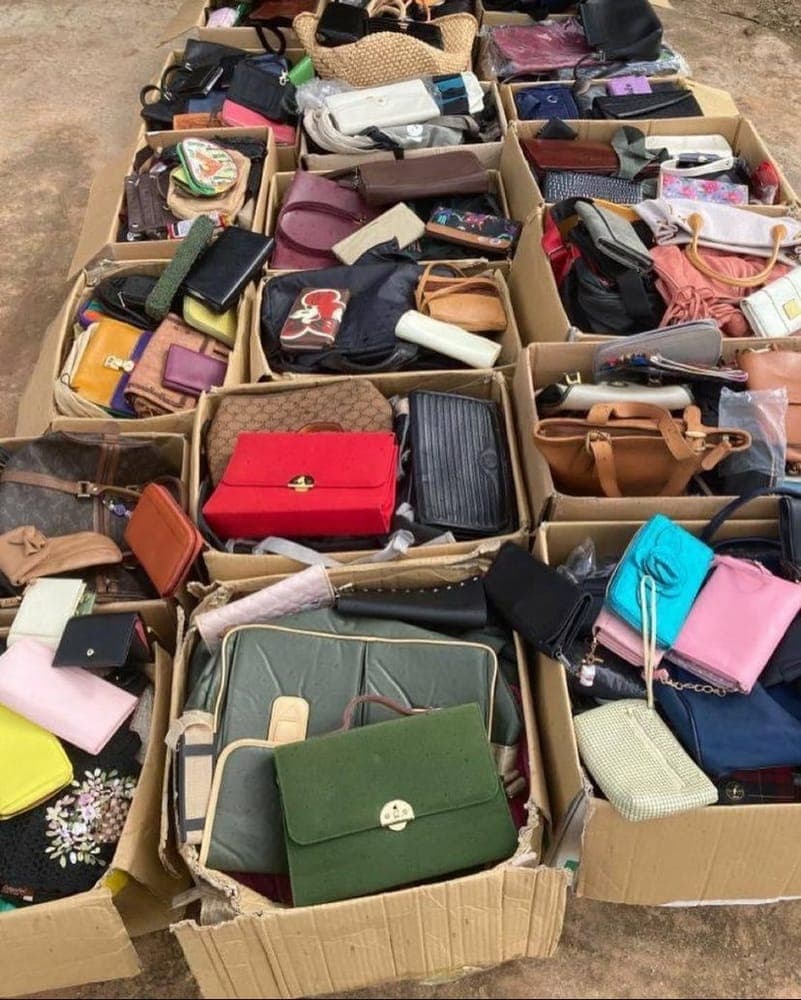 Premium Handbags Wholesale Pallet — 85 Units, Grade A-B, Mixed Styles — 85 items, Grade A-B