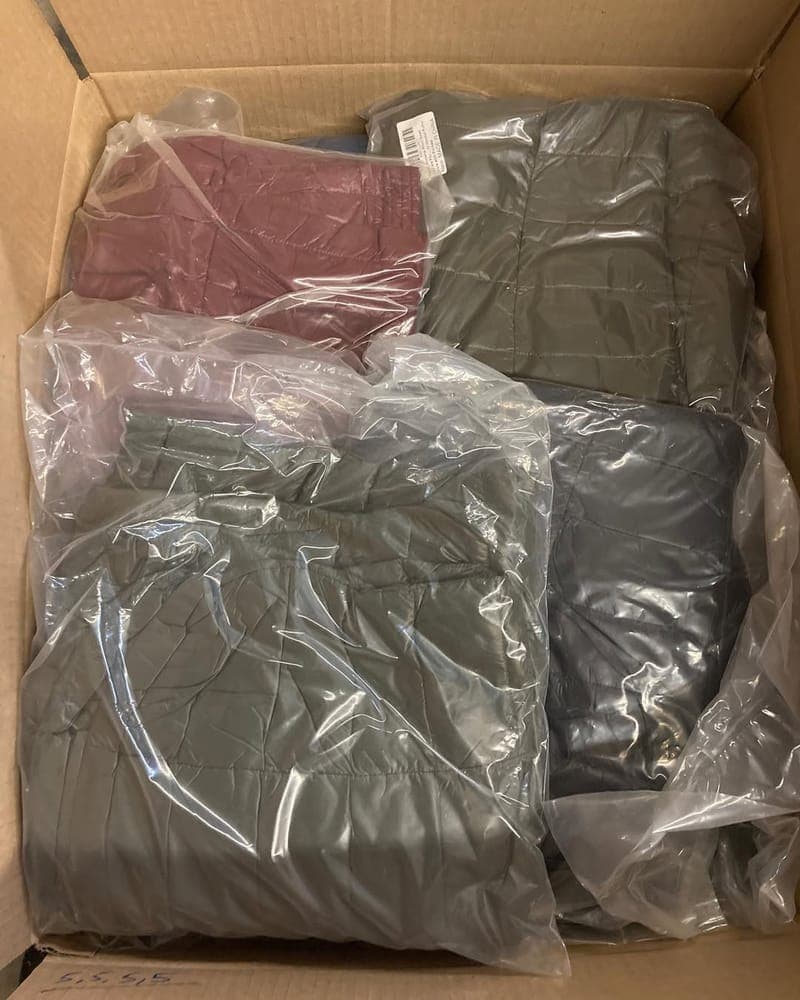 Winter Hooded Jackets Wholesale Pallet — 70 Pieces, Grade A-B — 70 items, Grade A-B